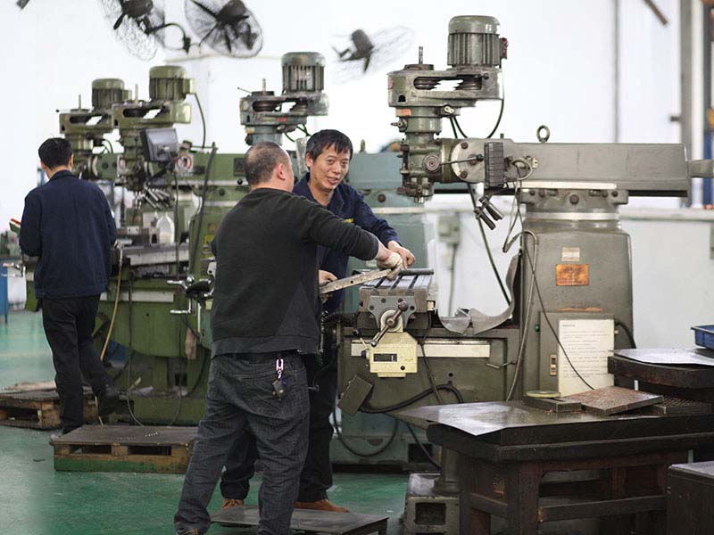 深圳草莓视频二维码下载廠，橡膠擠出模具成型原理